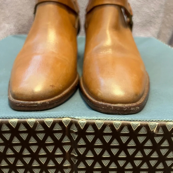 Frye women’s Dara harness moto ankle bootie size 7B - Picture 3 of 9